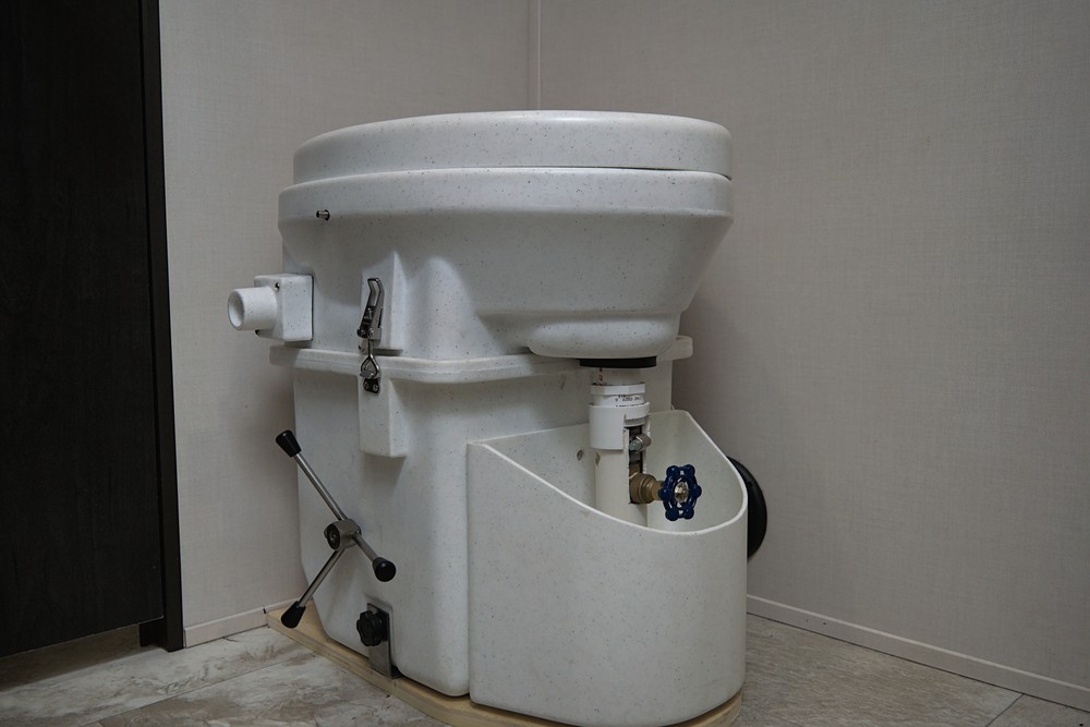 Nature’s Head Composting Toilet Review The BEST In 2021