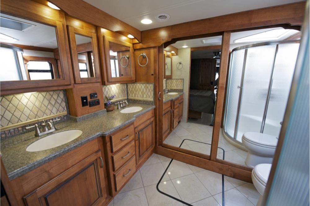 What Is A Wet Bath In A RV