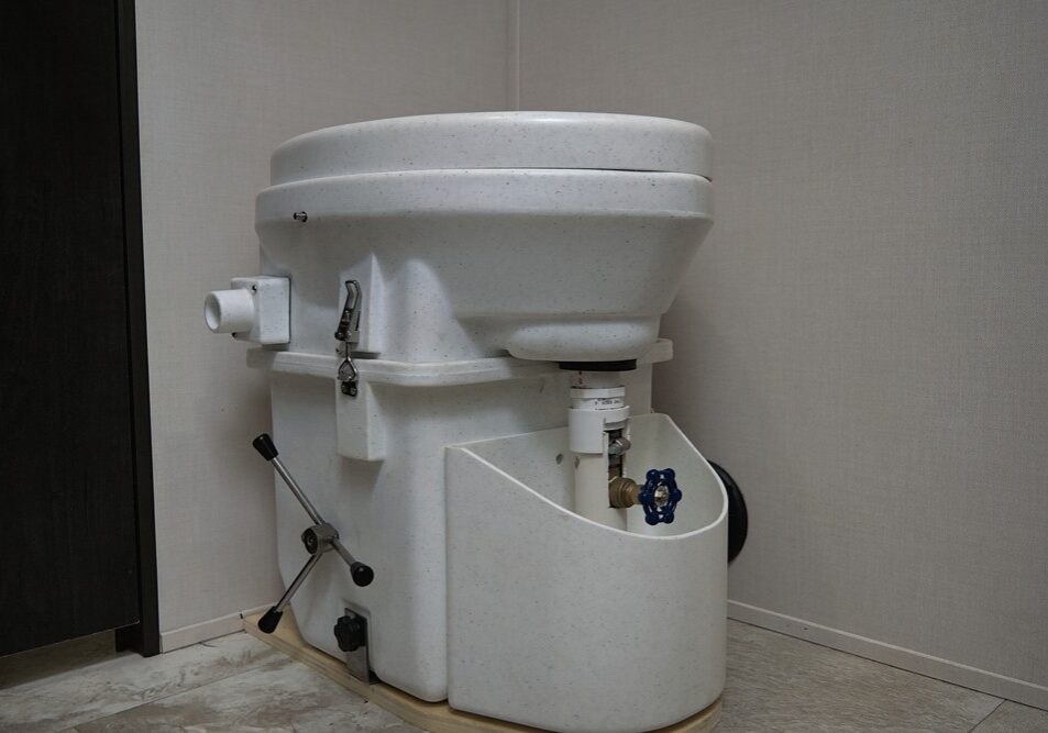 Nature’s Head Composting Toilet Review The BEST In 2021