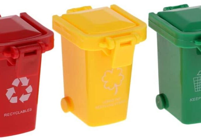 Toy garbage bins